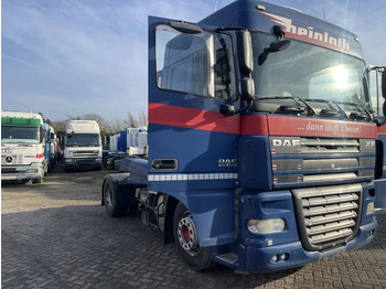 مقطورة السحب DAF XF 105 460