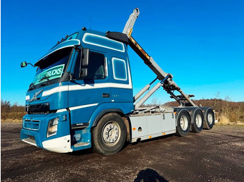 شاحنة برافعة خطافية VOLVO FMX 500