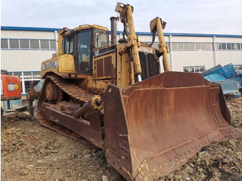 بلدوزر CATERPILLAR D8R