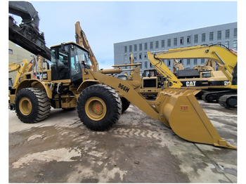 اللودر بعجل CATERPILLAR 966H