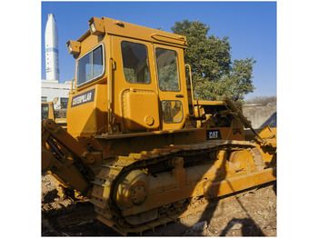 بلدوزر CATERPILLAR D6G