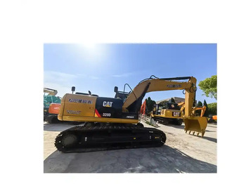 حفار زاحف CATERPILLAR 320D