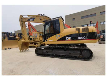 حفار زاحف CATERPILLAR 320CL