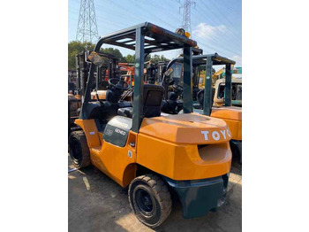 رافعة شوكية ديزل Used Hydraulic Forklift Komatsu FD30 diesel Forklift for Sale: صورة 2