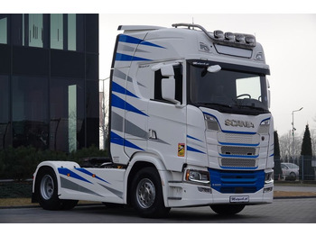 مقطورة السحب SCANIA S 500