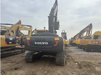 حفار زاحف Volvo EC 240 [ Copy ]: صورة 3