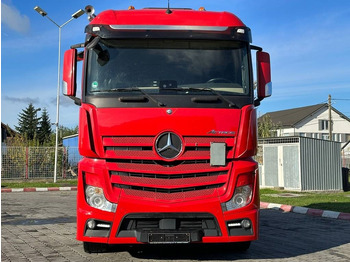 شاحنة صندوقية Mercedes-Benz Actros 963-4-A: صورة 2