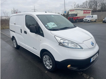 فان المدمجة NISSAN e-NV200