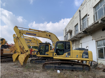 حفار زاحف KOMATSU PC: صورة 2