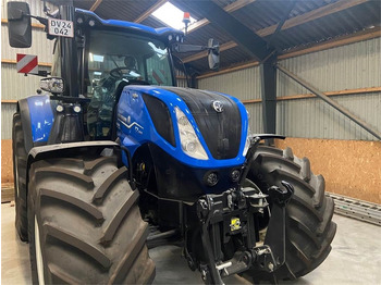 جرار NEW HOLLAND T7