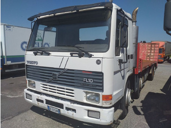 شاحنات مسطحة VOLVO FL10 320