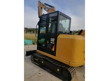 حفار صغير CATERPILLAR 305.5E2