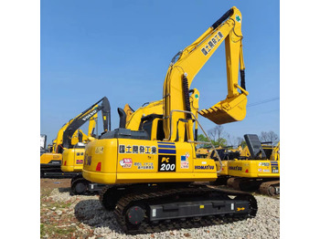 حفار زاحف KOMATSU PC200-8