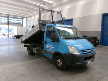 قلاب صغير IVECO Daily 35c12