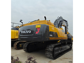 حفار زاحف VOLVO EC480DL