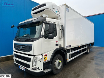 شاحنة ذات مبرد VOLVO FM 330