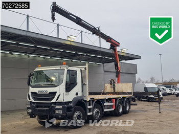 شاحنات مسطحة IVECO Trakker