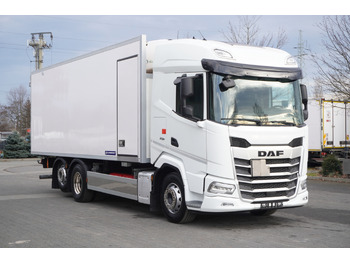 شاحنة ذات مبرد DAF XF 450