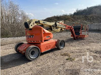 مرفاع مفصلي JLG E450AJ