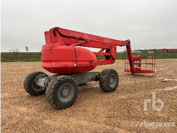 مرفاع مفصلي MANITOU