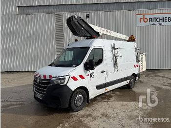 منصة محمولة مثبتة على الشاحنة RENAULT Master