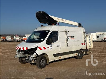 منصة محمولة مثبتة على الشاحنة RENAULT Master