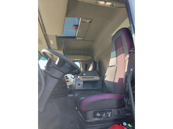 شاحنة صهريج للبيع  VOLVO FM380: صورة 4