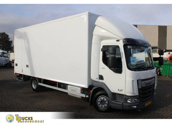 شاحنة صندوقية DAF LF 210