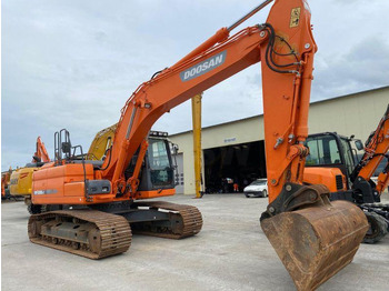 حفار زاحف DOOSAN DX225LC