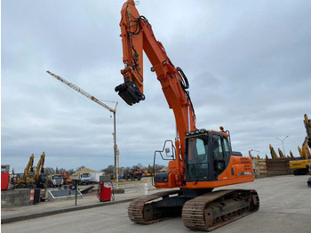 حفار زاحف DOOSAN DX225LC