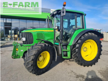 جرار JOHN DEERE 6220