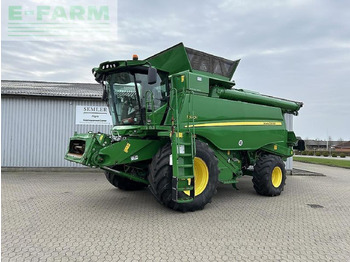 حصادة JOHN DEERE T670