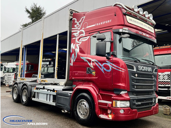 شاحنة قطع الأشجار SCANIA R 730