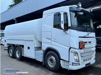 شاحنة صهريج VOLVO FH 540