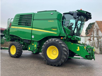 حصادة JOHN DEERE T560