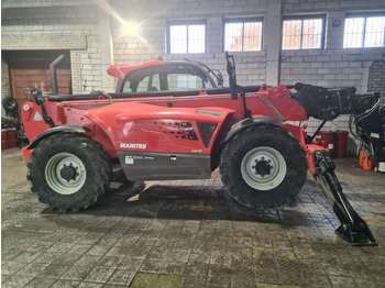 آلة رفع ونقل تلسكوبية MANITOU