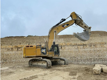 حفار زاحف CATERPILLAR 374FL