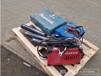 معدات الانشاءات Sealey 230Volt Welder, Draper 230Volt Battery Charger/Starter, Makita TW1000 110Volt Impact Wrench, Sealey Micrometer Torqe Wrench (3 of): صورة 5