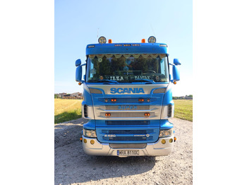 شاحنة قطع الأشجار SCANIA R 620