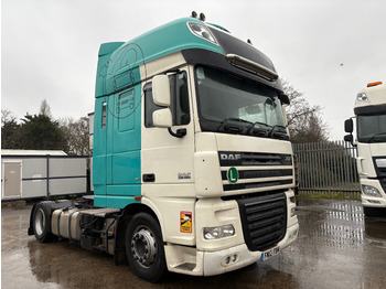 مقطورة السحب DAF XF 105 460