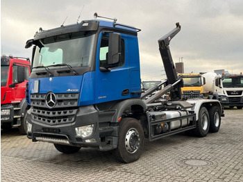 شاحنة برافعة خطافية MERCEDES-BENZ Arocs 2645