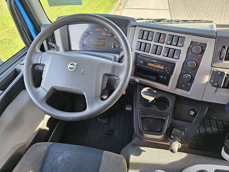 شاحنة ذات ستائر جانبية Volvo FL 250.14 AIRCO TAILLIFT: صورة 8