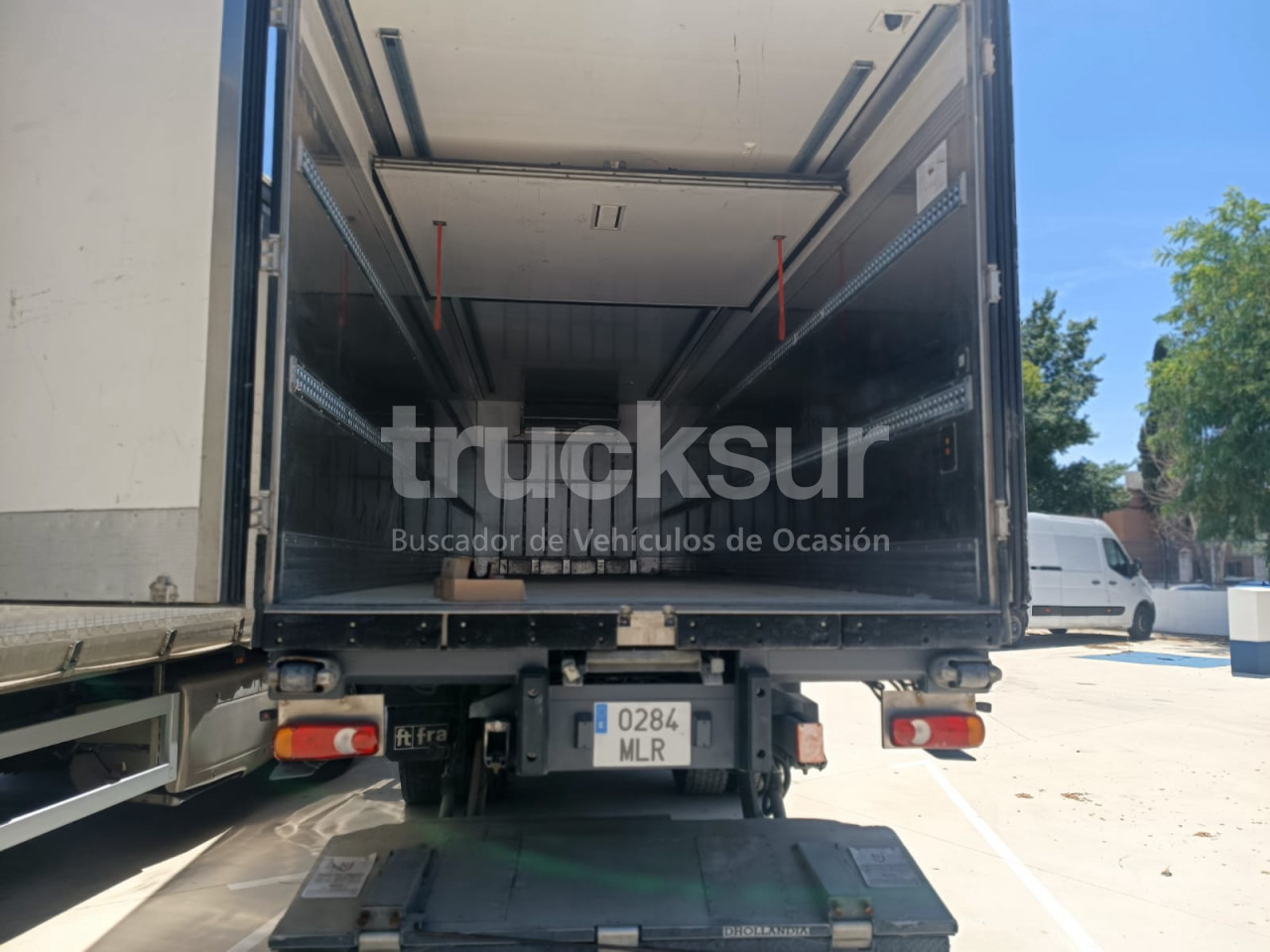 شاحنة ذات مبرد IVECO EUROCARGO 18.320: صورة 6