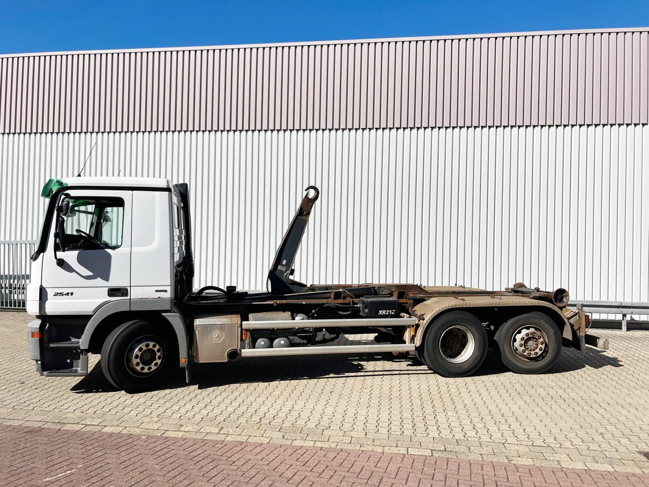 شاحنة برافعة خطافية Mercedes-Benz Actros 2541 L 6x2 Actros 2541 L 6x2/48 Retarder, Lenk-/Liftachse: صورة 15