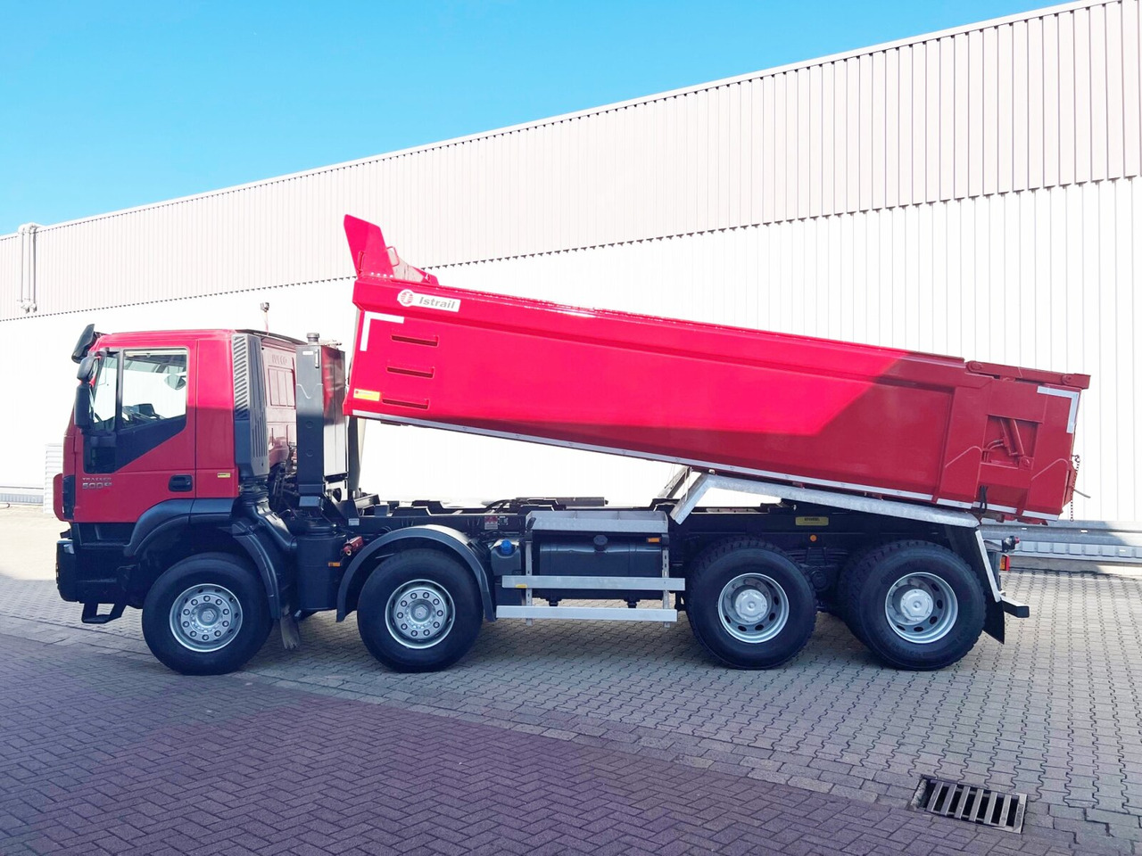 شاحنة قلاب Trakker AD410T50 8x4 Trakker AD410T50 8x4, Stahlmulde ca. 16m³, hydr. Heckklappe: صورة 12