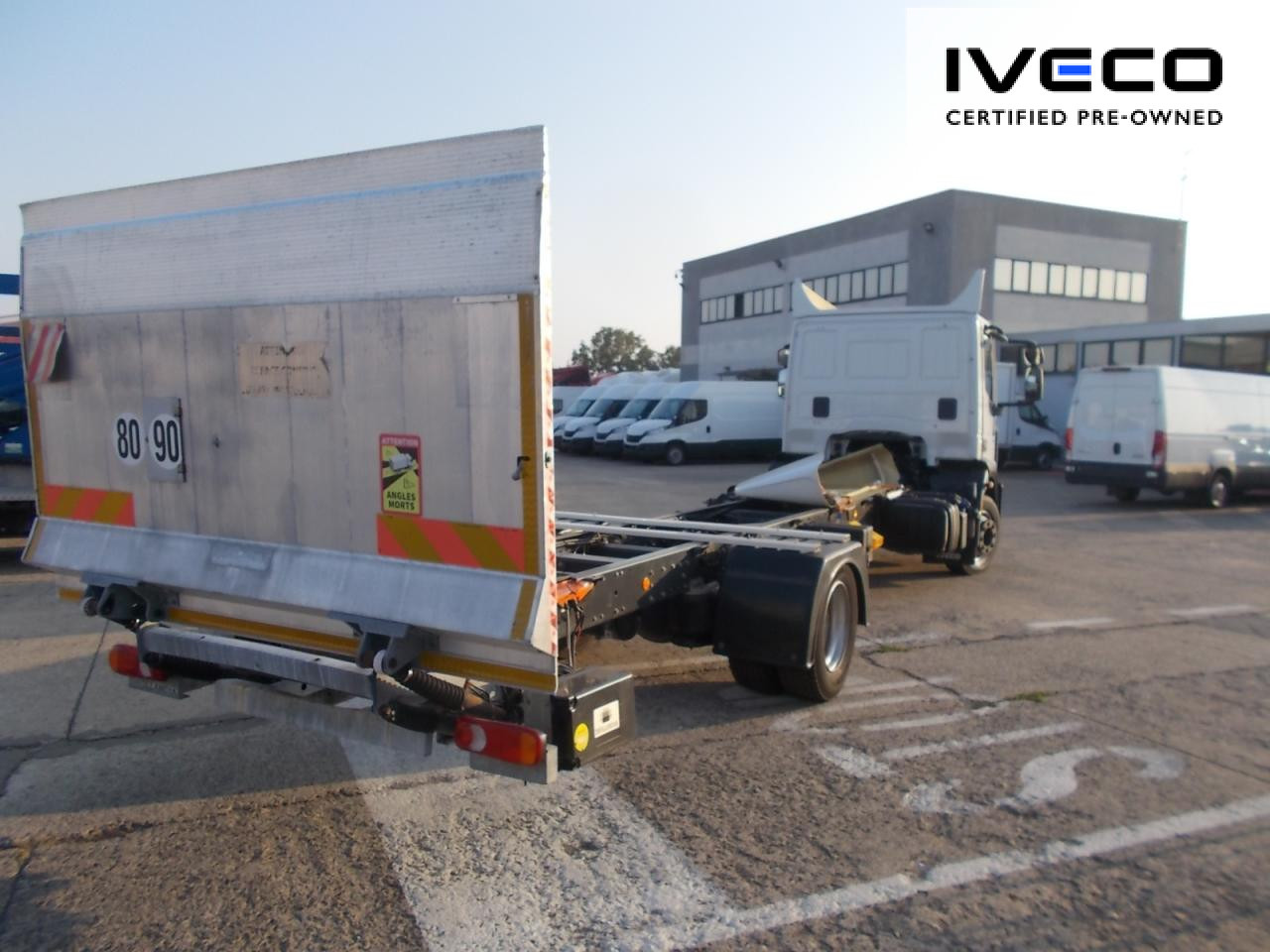 شاحنة بهيكل معدني للمقصورة IVECO Eurocargo ML120E19/P EVI_C: صورة 6