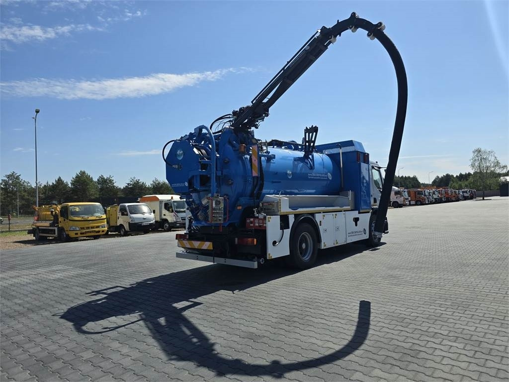 فراغ شاحنة Renault 4x2 WUKO RIVARD for collecting liquid waste: صورة 24