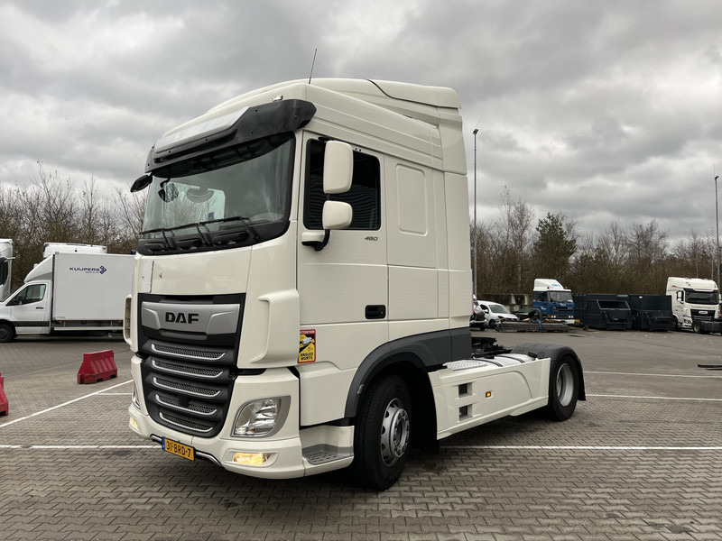 مقطورة السحب DAF XF 480 FT Space Cab / 309 dkm / Full Spoiler / APK TUV 02-26: صورة 18