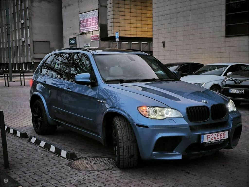 سيارة BMW: صورة 7