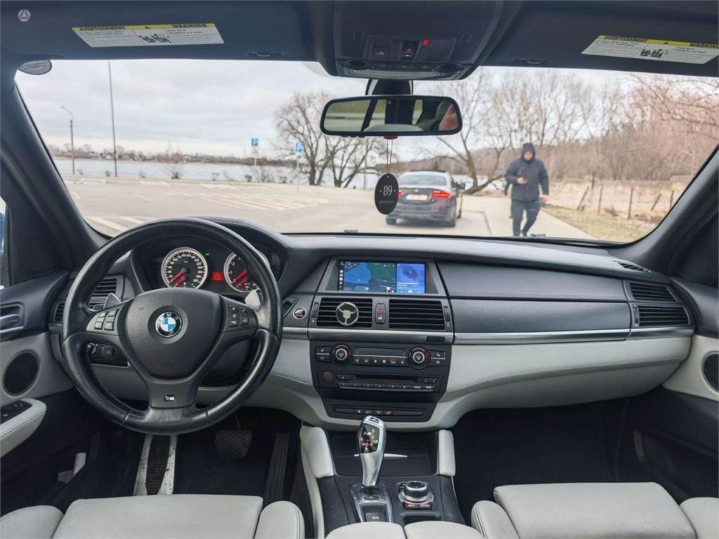 سيارة BMW: صورة 9